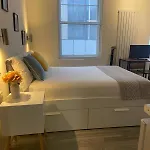 Grays Inn Road - Room 2